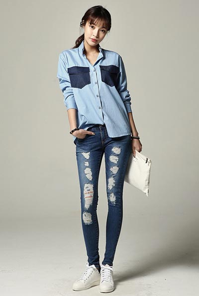 ใส่เชิ้ตยีนส์กับอะไรดี