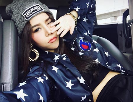 สร้อยข้อมือดารา