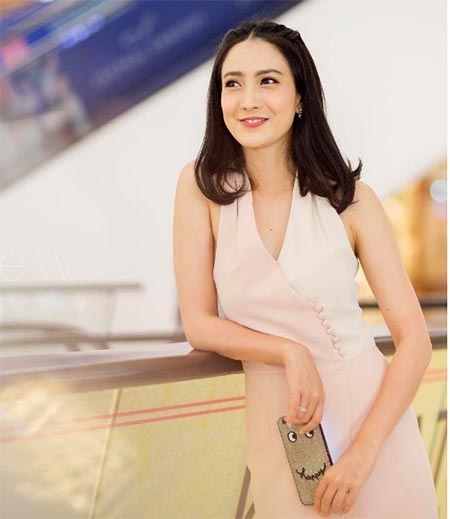 ทรงผมเปียออกงาน