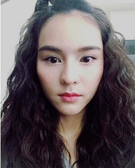 ออม สุชาร์