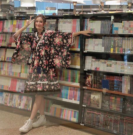 อายส์ กมลเนตร