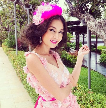 เนย โชติกา