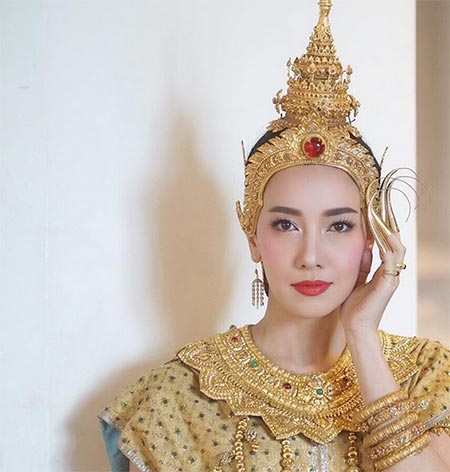 นุ่น วรนุช