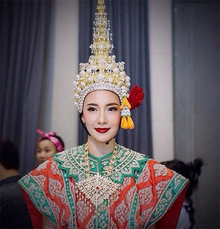 นุ่น วรนุช