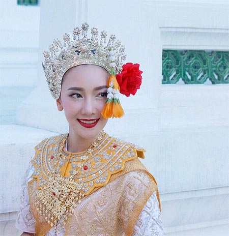 นุ่น วรนุช