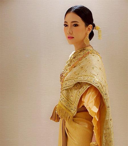 นุ่น วรนุช