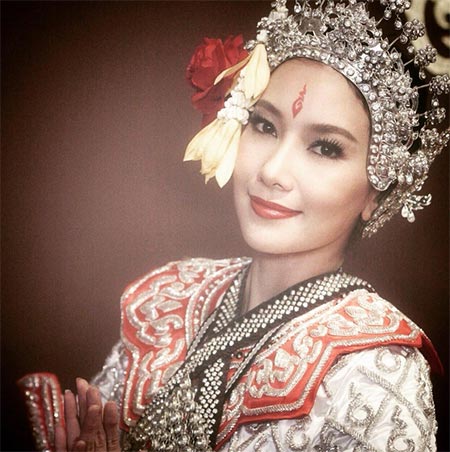 นุ่น วรนุช