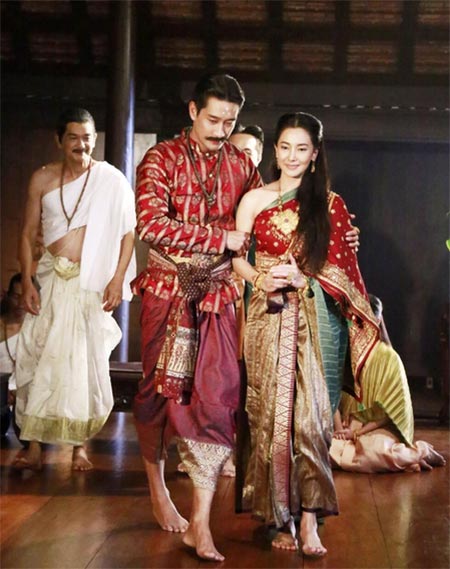 นุ่น วรนุช