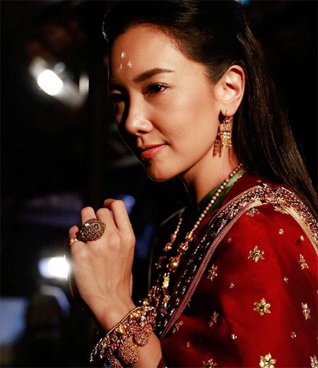 นุ่น วรนุช