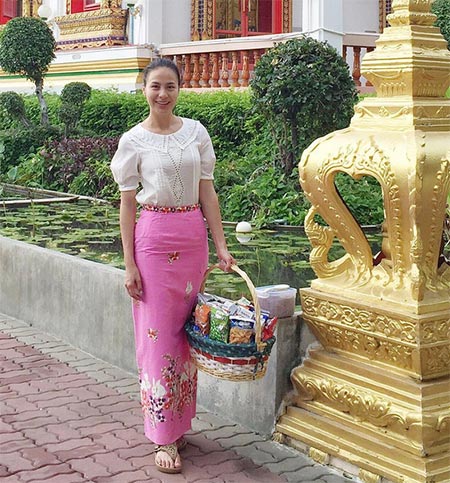 ชุดไปวัดดารา