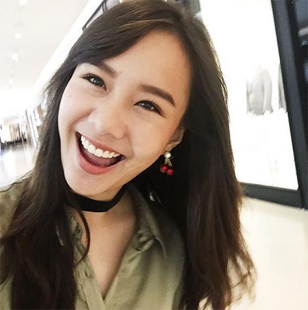 แฟชั่นสร้อย Choker