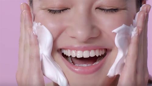 โฟมล้างหน้าดอกกุหลาบ