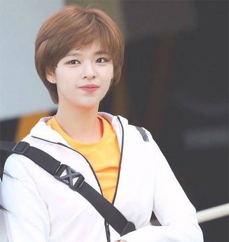 ทรงผมซอยสั้น