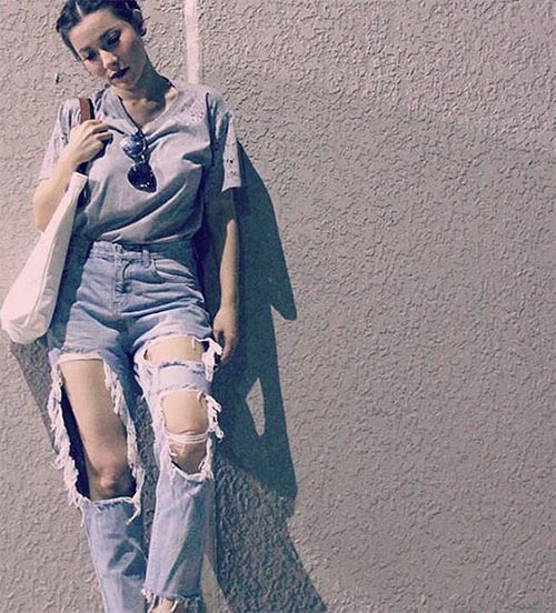 ดาราใส่ยีนส์ขาด