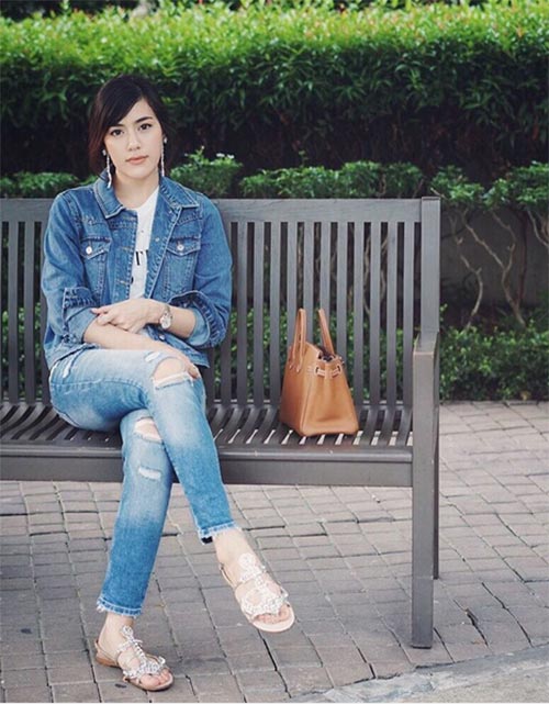 ดาราใส่ยีนส์ขาด