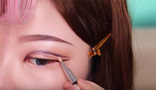 แต่งหน้าใส ๆ