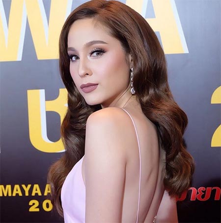 ขวัญ อุษามณี