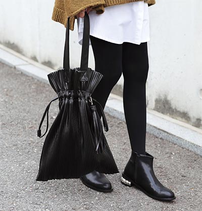 กระเป๋าสีดํา