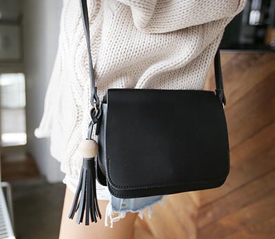 กระเป๋าสีดํา