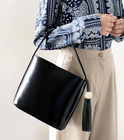 กระเป๋าสีดํา