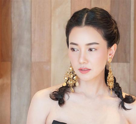 นุ่น วรนุช