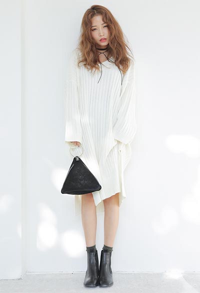 ชุดเดรสสีขาว