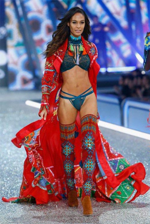 นางแบบวิคตอเรีย ซีเคร็ท