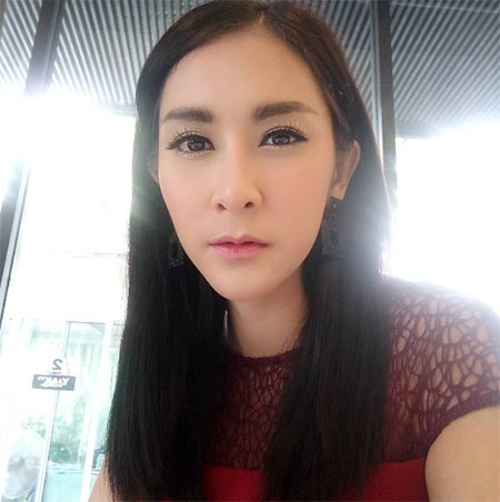 ใหม่ สุคนธวา