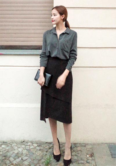 ชุดกระโปรงสีดำ