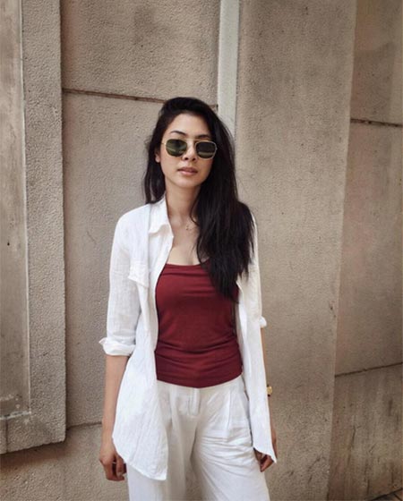 ฝ้าย สุภาพร