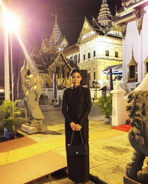 การแต่งกายไว้ทุกข์