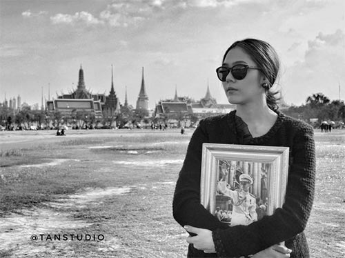 การแต่งกายไว้ทุกข์