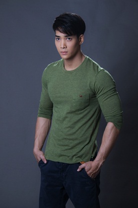 ดอกไม้ใต้เมฆ