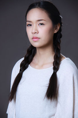 ดอกไม้ใต้เมฆ