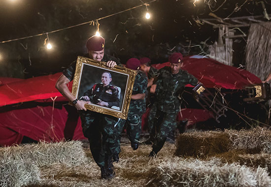 ตามรอยพระราชาจากภูผาสู่มหานที