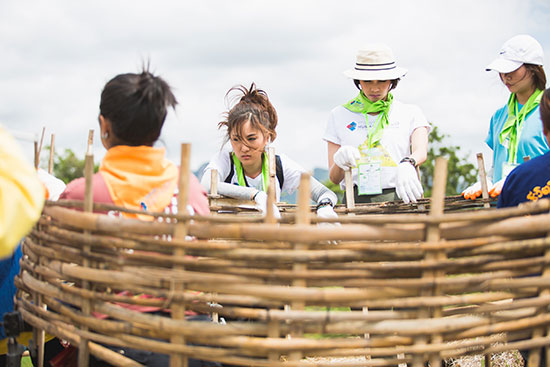 ตามรอยพระราชาจากภูผาสู่มหานที