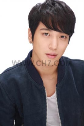 ลุ้นรักอีกทีนามีแร