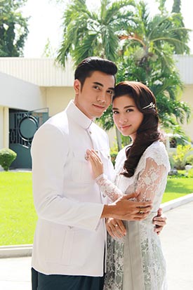 เพชรกลางไฟ