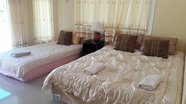 อุ่นไอทะเล รีสอร์ท