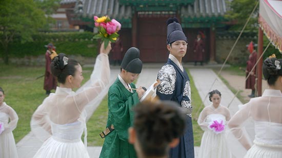 Moonlight Drawn by Clouds