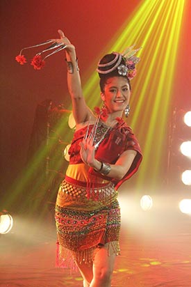 นางฟ้าเปื้อนฝุ่น