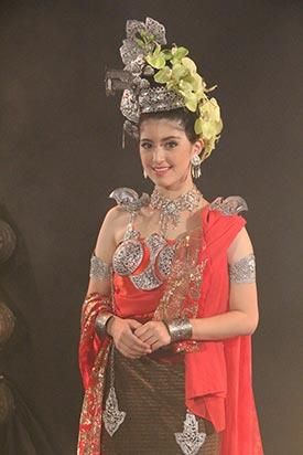 นางฟ้าเปื้อนฝุ่น