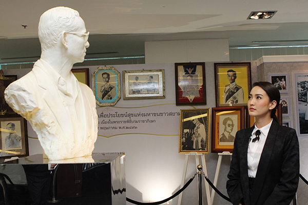 นิทรรศการ พระบารมีปกเกล้า เหล่าปวงประชา