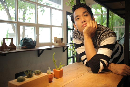 โอม นวพล MV เพลง บนโลกนี้