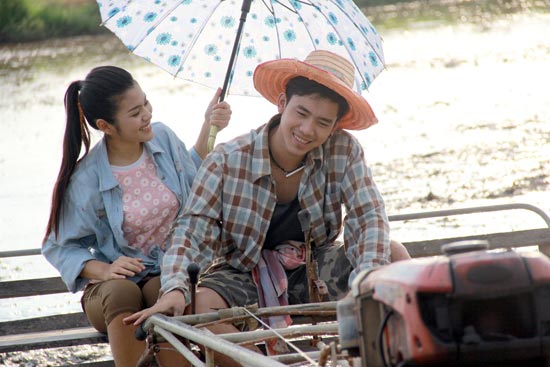 เบิ้ล ปทุมราช MV เพลง เฟสก็หายไลน์ก็เงียบ