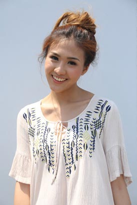 ขวัญ ศิริขวัญ MV เพลง ไม่ห่างแต่ไม่เห็น