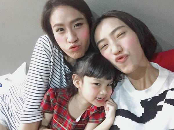 ไอด้า ไอรดา พี่น้อง