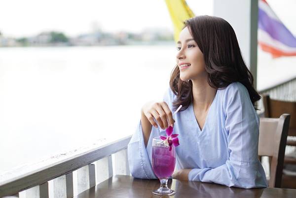 น้ำฝน พัชรินทร์