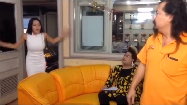 เอมมี่ อมลวรรณ ทะเลาะผู้กำกับ กลางกองถ่าย