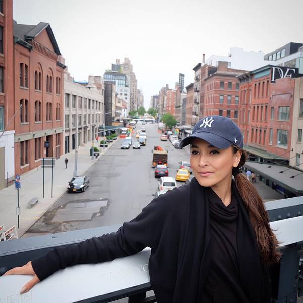 นานา ไรบีนา